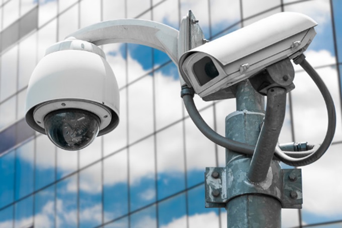 ¿Cuáles son las características especiales de las cámaras CCTV?